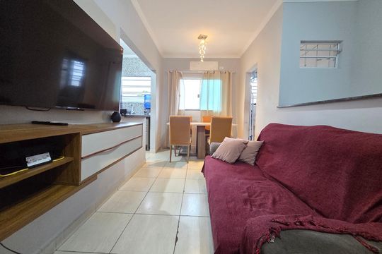 Casa de Condomínio para alugar com 2 quartos, 57m² em Vila Tupi, Praia Grande