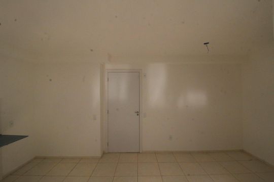 Sala de apartamento para alugar com 2 quartos, 41m² em Cabuçu, Nova Iguaçu