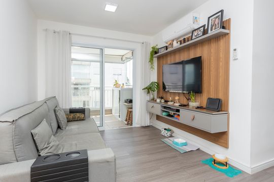 Sala de apartamento à venda com 3 quartos, 81m² em Vila Isa, São Paulo