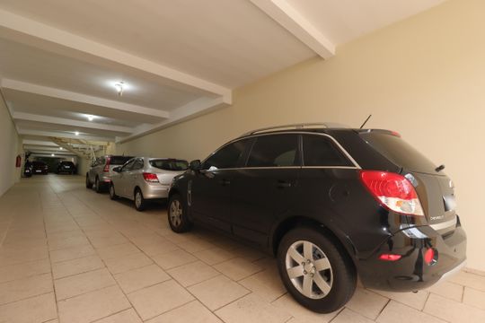 Garagem de apartamento para alugar com 3 quartos, 87m² em Parque das Nações, Santo André