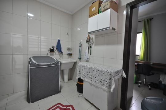 Área de Serviço de casa à venda com 4 quartos, 200m² em Jaçanã, São Paulo