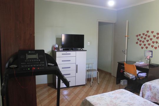 Quarto 2 de casa à venda com 2 quartos, 117m² em Vila Iris, Guarulhos