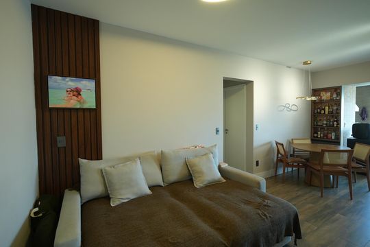 Sala de apartamento à venda com 2 quartos, 75m² em Jardim Bela Vista, Santo André