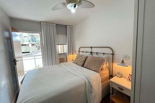 Quarto 2 de casa à venda com 2 quartos, 96m² em Vila Valqueire, Rio de Janeiro