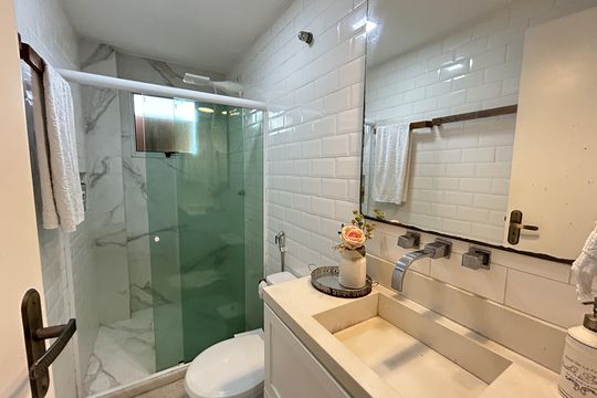 Banheiro 1 de casa à venda com 2 quartos, 96m² em Vila Valqueire, Rio de Janeiro