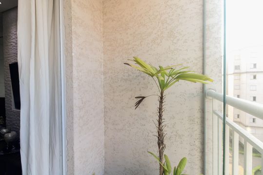 Varanda  de apartamento à venda com 2 quartos, 66m² em Guaiauna, São Paulo