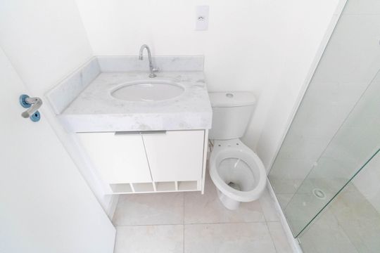 Banheiro Social de apartamento à venda com 2 quartos, 51m² em Campo Grande, Rio de Janeiro