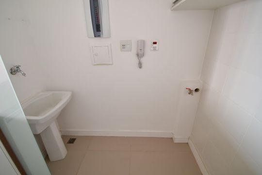 Cozinha de apartamento à venda com 1 quarto, 47m² em Botafogo, Campinas