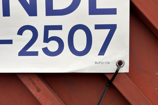 Placa instalada  de casa à venda com 5 quartos, 110m² em Quinta da Paineira, São Paulo