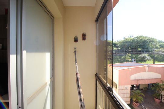 Sacada de apartamento à venda com 2 quartos, 58m² em Jardim Carvalho, Porto Alegre