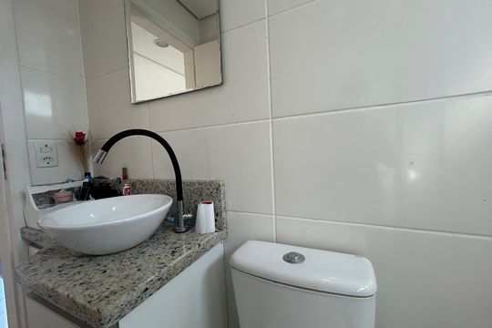 Banheiro de casa para alugar com 5 quartos, 440m² em Cacupé, Florianópolis