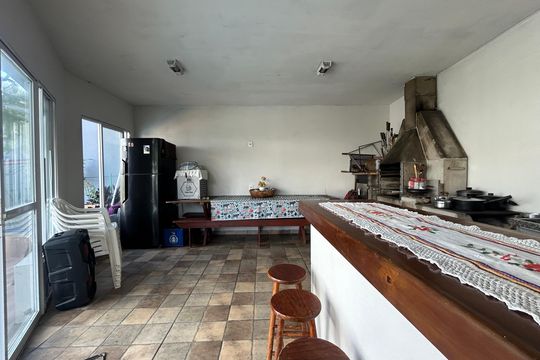 Churrasqueira de casa para alugar com 5 quartos, 440m² em Cacupé, Florianópolis