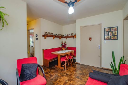 Sala de apartamento à venda com 2 quartos, 56m² em Jardim Dona Leopoldina, Porto Alegre
