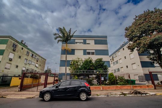 Fachada de apartamento à venda com 2 quartos, 56m² em Jardim Dona Leopoldina, Porto Alegre