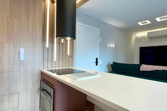 Cozinha de apartamento à venda com 2 quartos, 71m² em Jardins, São Paulo