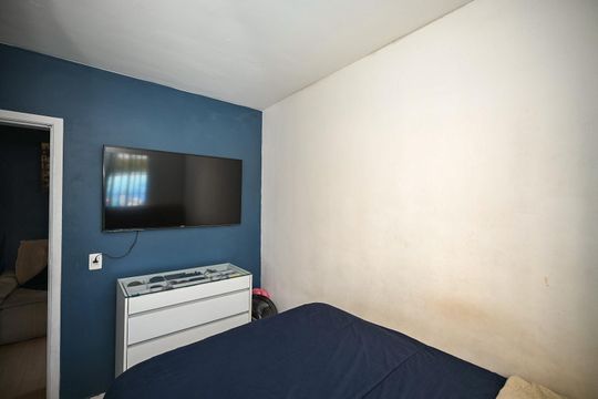 Quarto 2 de apartamento para alugar com 2 quartos, 47m² em Parque Pinheiros, São Paulo