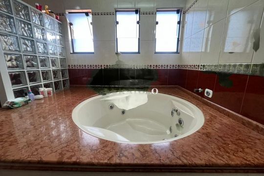 Casa à venda com 3 quartos, 350m² em Jardim Sapopemba, São Paulo