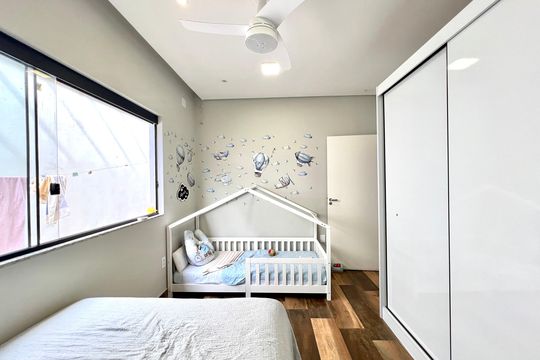 Quarto 2 de casa à venda com 3 quartos, 500m² em Trevo, Belo Horizonte