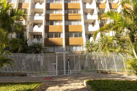 Fachada do Condominio de apartamento para alugar com 4 quartos, 140m² em Batel, Curitiba
