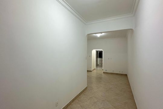 Apartamento à venda com 1 quarto, 71m² em Leme, Rio de Janeiro