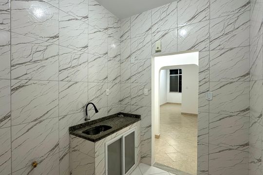 Apartamento à venda com 1 quarto, 71m² em Leme, Rio de Janeiro
