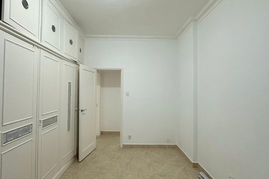 Apartamento à venda com 1 quarto, 71m² em Leme, Rio de Janeiro