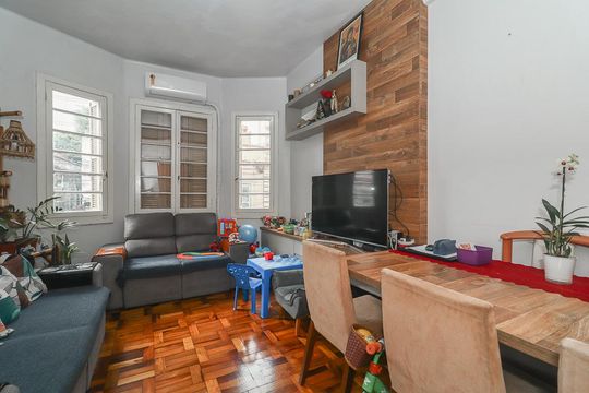 Apartamento à venda com 2 quartos, 57m² em Floresta, Porto Alegre