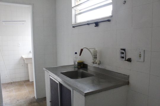 Cozinha de apartamento para alugar com 2 quartos, 58m² em Jacarepaguá, Rio de Janeiro
