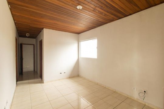 Sala de casa à venda com 3 quartos, 720m² em Boqueirão, Curitiba