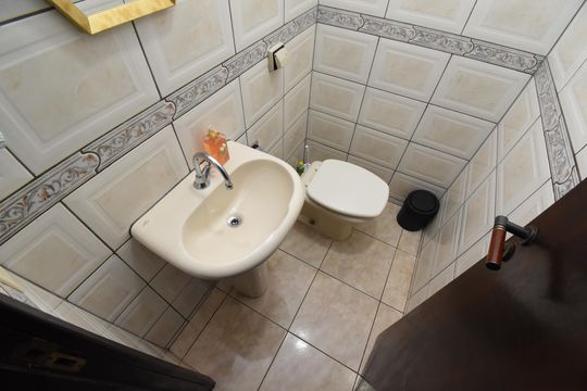 Lavabo de casa à venda com 3 quartos, 202m² em Capão da Imbuia, Curitiba