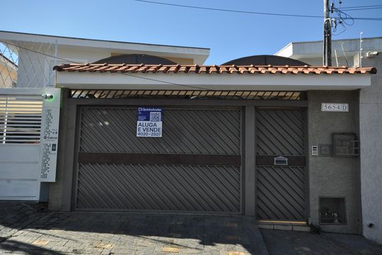 Fachada de casa à venda com 3 quartos, 220m² em Jardim Virginia Bianca, São Paulo