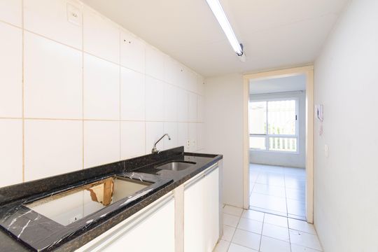 Cozinha de apartamento à venda com 2 quartos, 54m² em Mato Grande, Canoas