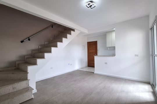 Sala de apartamento à venda com 2 quartos, 108m² em Silveira, Santo André