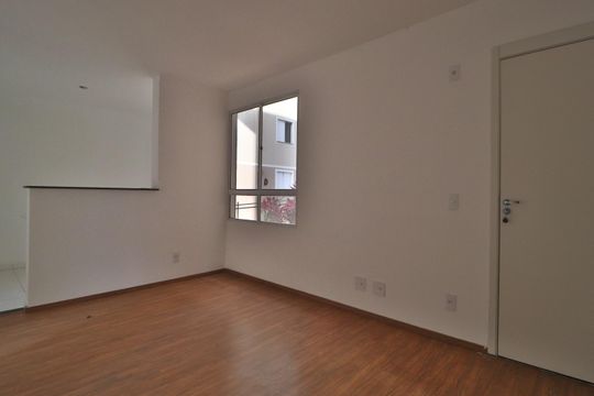 Sala de apartamento para alugar com 2 quartos, 50m² em Vila Maria, Uberlândia