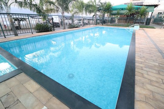 Área comum - Piscina de apartamento para alugar com 2 quartos, 50m² em Vila Maria, Uberlândia