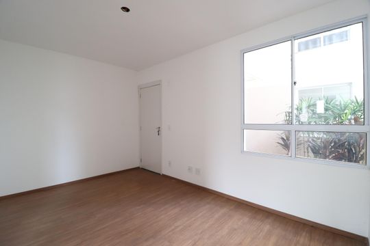 Apartamento para alugar com 2 quartos, 50m² em Vila Maria, Uberlândia