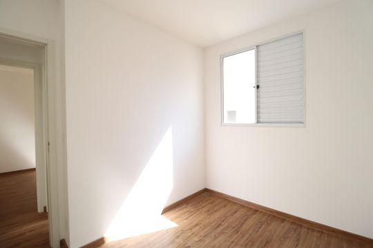 Quarto 1 de apartamento para alugar com 2 quartos, 50m² em Chácaras Tubalina E Quartel, Uberlândia