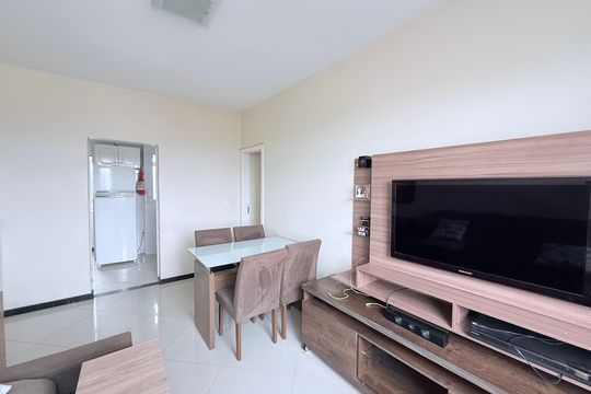 Sala de apartamento à venda com 2 quartos, 65m² em Monsenhor Messias, Belo Horizonte