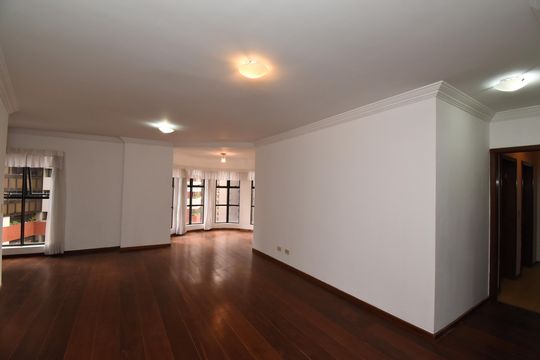 Apartamento para alugar com 3 quartos, 114m² em Batel, Curitiba