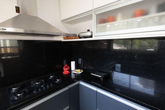 Cozinha de apartamento à venda com 3 quartos, 113m² em Vila da Serra, Nova Lima
