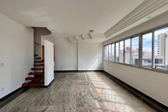 Apartamento à venda com 4 quartos, 210m² em Belvedere, Belo Horizonte