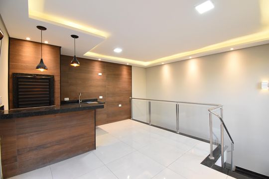 Ático de casa à venda com 3 quartos, 200m² em Tingui, Curitiba