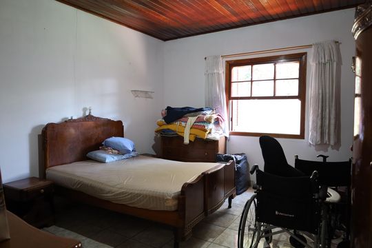 Sala de casa à venda com 3 quartos, 110m² em Jardim Presidente, São Paulo