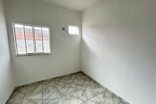 Quarto 2 de casa à venda com 4 quartos, 200m² em Inhaúma, Rio de Janeiro