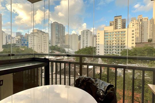 Varanda de kitnet/studio à venda com 1 quarto, 27m² em Pinheiros, São Paulo