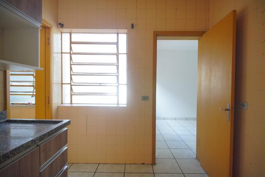 Cozinha de apartamento para alugar com 2 quartos, 70m² em Centro, São Leopoldo