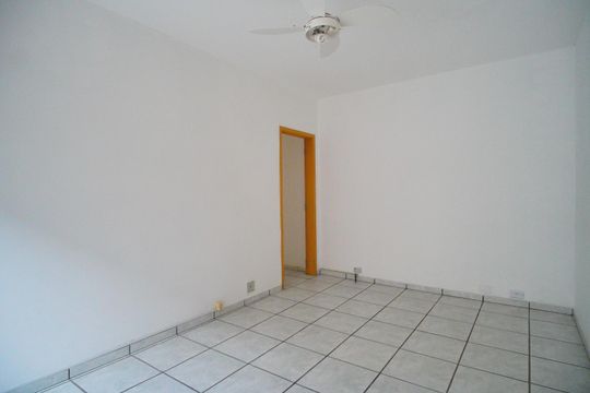 Sala de apartamento para alugar com 2 quartos, 70m² em Centro, São Leopoldo