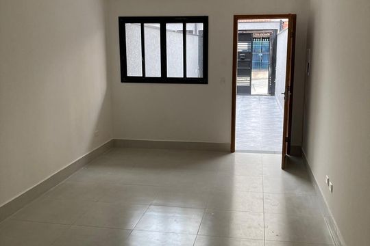 Casa à venda com 2 quartos, 80m² em Vila Polopoli, São Paulo