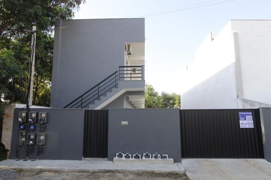Apartamento para alugar com 1 quarto, 25m² em Jardim Olinda, Cabo Frio