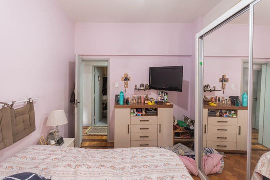 Quarto 1 de apartamento à venda com 3 quartos, 99m² em Tijuca, Rio de Janeiro